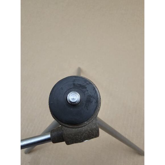 Vintage Mini Tripod Made In Japan - Picture 9 of 10